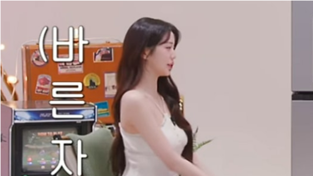 퍼스트클래스 승객은 펜을 빌리지 않는다 / 미즈키 아키코 (26.04.11)