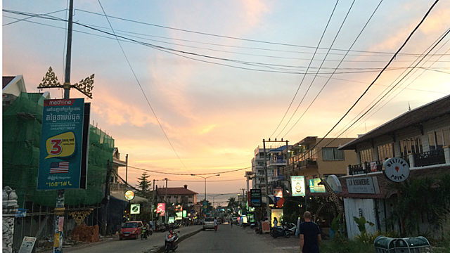 [공유] 중국인 무비자 찬성하는 분.. 말투가? 제주도 거리 민심 조사