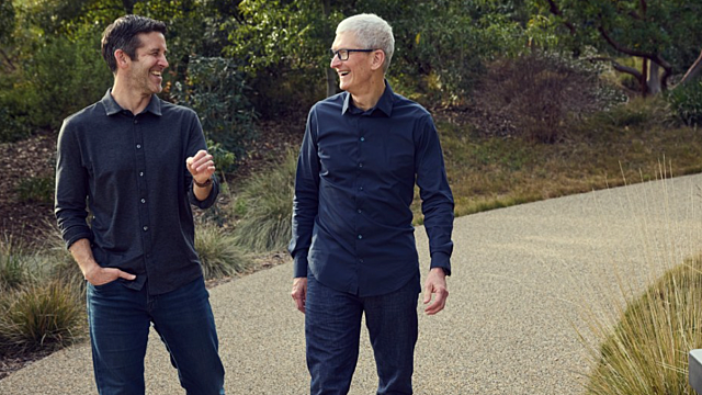 애플 팀쿡 CEO 사임, 후임자로 터너스