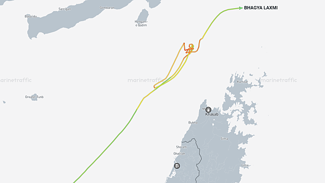 호르무즈해협 청기백기 게임중...현재 청기 올려