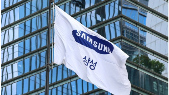 뉴스클리핑 ::  삼성전자 물량 80%가 장기계약분, 빅테크 줄섰다 / ASML, 유지보수용 노광장비 부품값 10% 일괄 인상